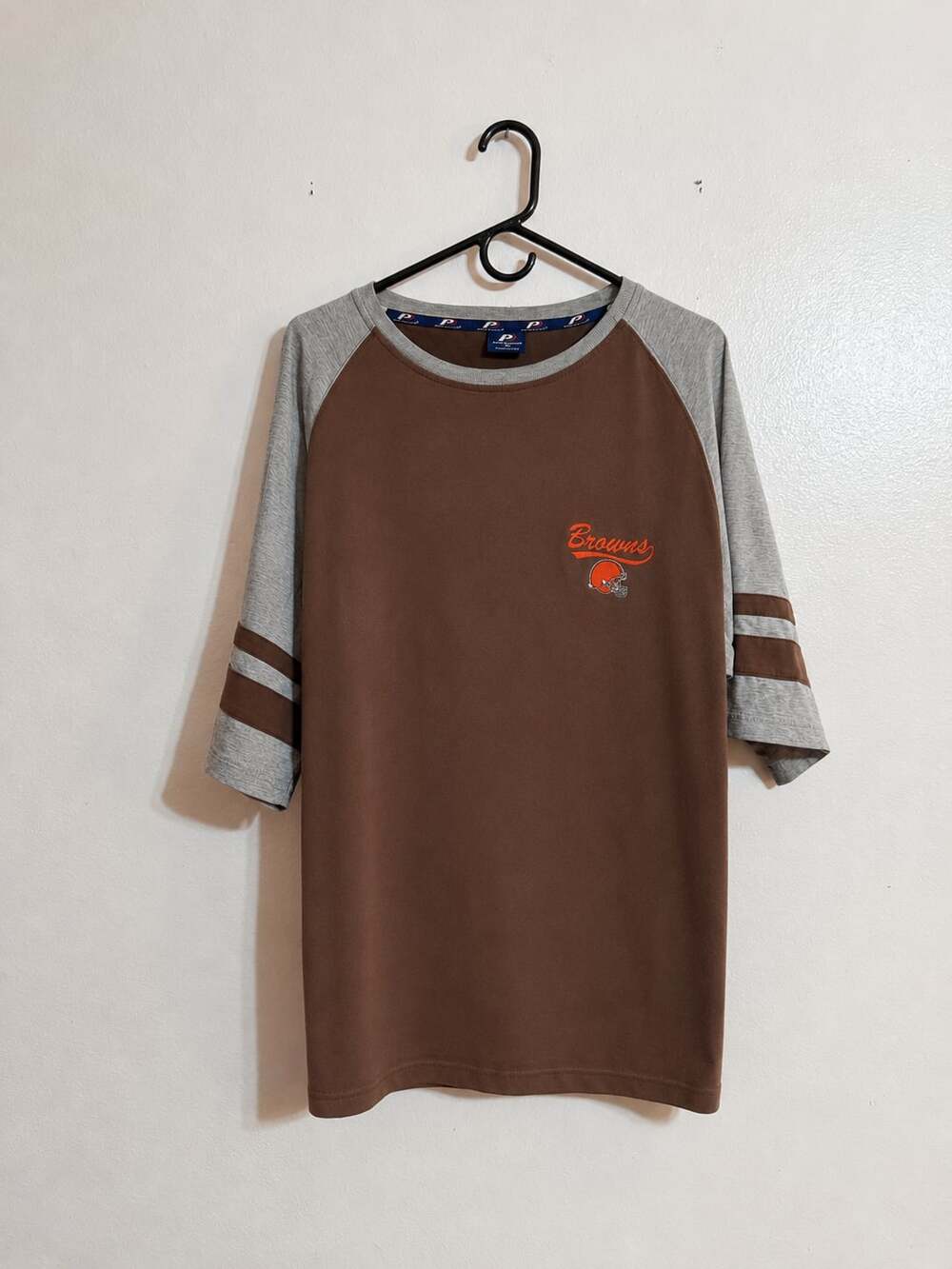 Vintage Pro Player Cleveland Browns NFL 3/4 Sleeve Raglan Graphic T-Shirt XL